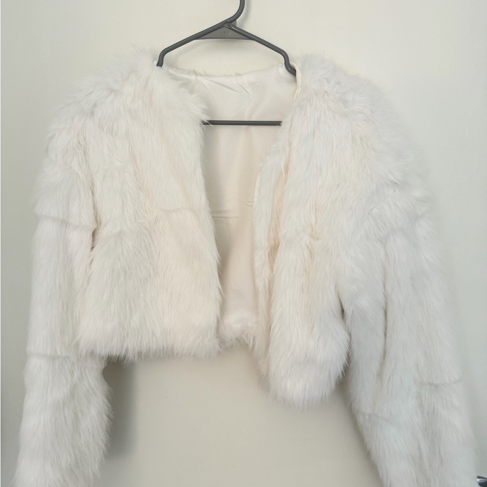 Elegant White Faux Fur Jacket